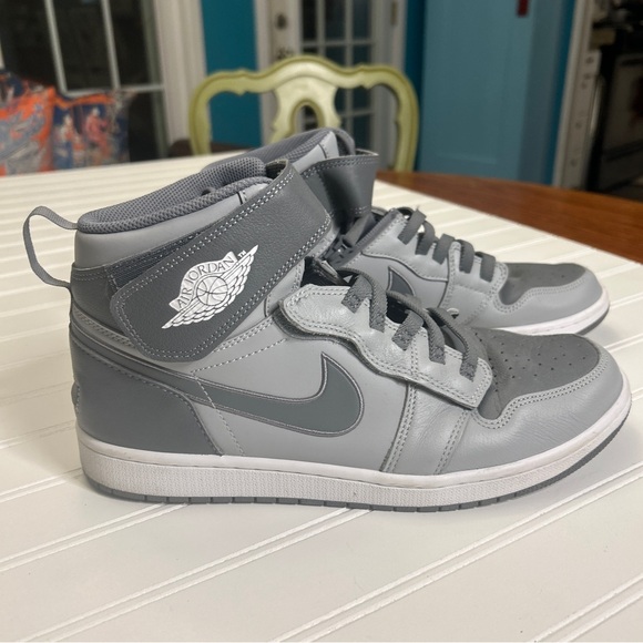 air jordan 1 flyease smoke grey